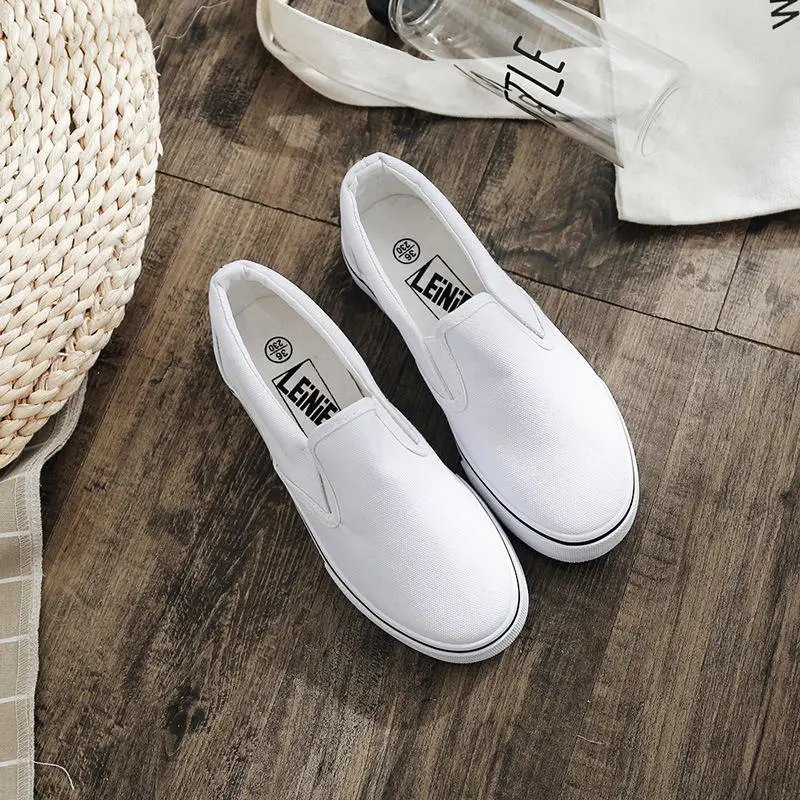 Plain Men White Slip on Quality Vulcanized Shoes Flat Canvas Shoes